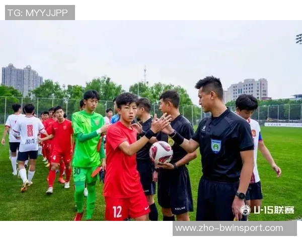 成都足球青训助力青少年成长打造未来足球明星的摇篮